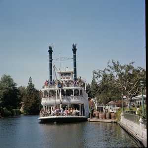 AMS439_DISNEYLAND_0002.jpg
