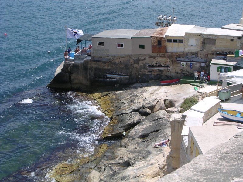 livinginmalta.jpg