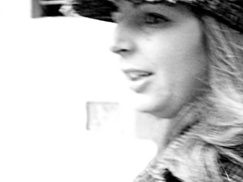 adrianaviso.jpg